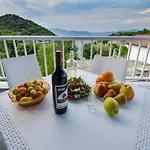 Appartement Vesela - Comfort One Bedroom With Balcony And Sea View *
