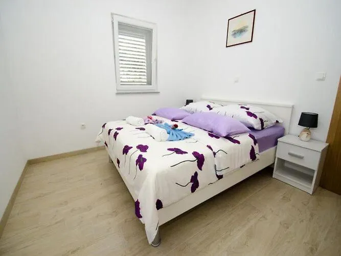 公寓 Vesela - Comfort One Bedroom With Balcony And Sea View *