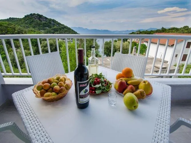 公寓 Vesela - Comfort One Bedroom With Balcony And Sea View *
