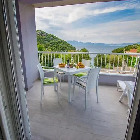 Vesela - Comfort One Bedroom With Balcony And Sea View * Janjina